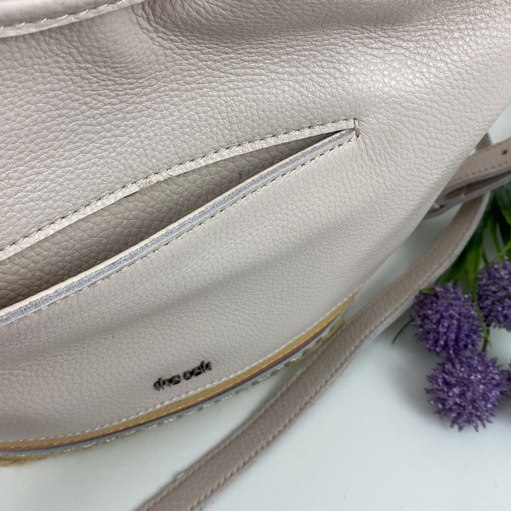 The Sak genuine leather drawstring crossbody handbag with magnetic closure NWT! - Picture 4 of 16